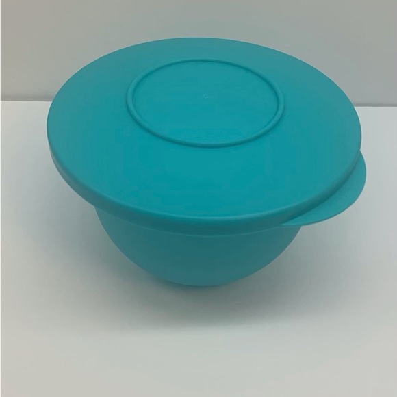 Tupperware Impressions Classic Bowl Set (4) & Jug (4) Tumbler - Picture 6 of 16